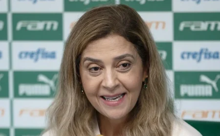 Palmeiras se manifesta sobre o futuro de Veiga e reitera posição firme contra a saída