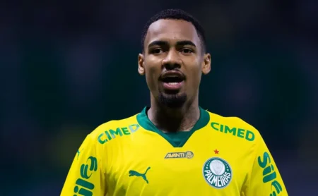 Palmeiras define estratégia de vendas e mantém Allan no clube até 2026