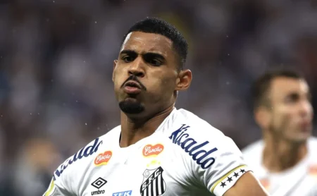 Palmeiras mira reforços para a zaga: Joaquim e Nino na lista