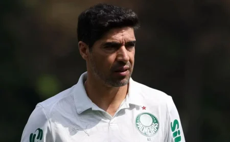 Palmeiras considera vender Flaco López devido a conflitos com Abel Ferreira, aponta ESPN Argentina