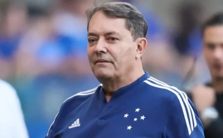 Pedrinho BH comenta sobre Gabigol no Cruzeiro após anúncio de Tite: “Vamos deixar para depois” Pedrinho BH comenta sobre Gabigol no Cruzeiro após anúncio de Tite: “Vamos deixar para depois”