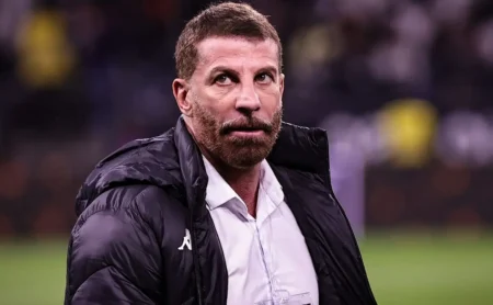 Pedrinho define saída de Lucas Oliveira para o Ceará, com aval do Vasco