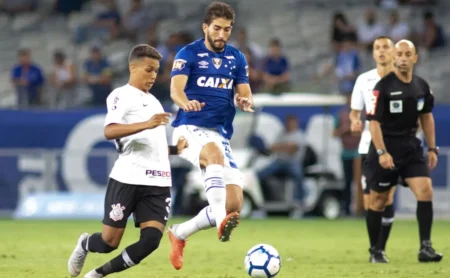 Pedrinho recorda final controversa entre Corinthians e Cruzeiro na Copa do Brasil e envia mensagem: “Vai passar” Pedrinho recorda final controversa entre Corinthians e Cruzeiro na Copa do Brasil e envia mensagem: “Vai passar”