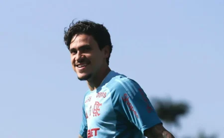 Pedro tem chances de jogar na final e Flamengo renova esperanças com declaração de Filipe Luís Pedro tem chances de jogar na final e Flamengo renova esperanças com declaração de Filipe Luís