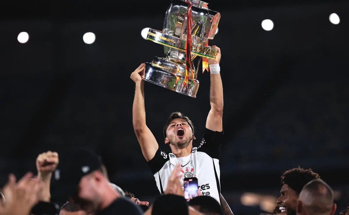 Romero provoca rival, Corinthians comemora título e irrita Palmeiras Romero provoca rival, Corinthians comemora título e irrita Palmeiras