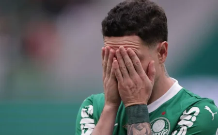 Roque ganha destaque e Aníbal tem ano instável no Palmeiras Roque ganha destaque e Aníbal tem ano instável no Palmeiras