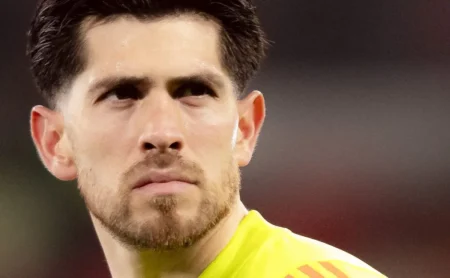 Rossi reconhece dificuldades com o gramado no Catar e elogia a Cruz Azul após vitória do Flamengo Rossi reconhece dificuldades com o gramado no Catar e elogia a Cruz Azul após vitória do Flamengo