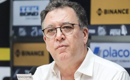 Santos acerta venda definitiva de Vinícius Zanocelo ao Ceará