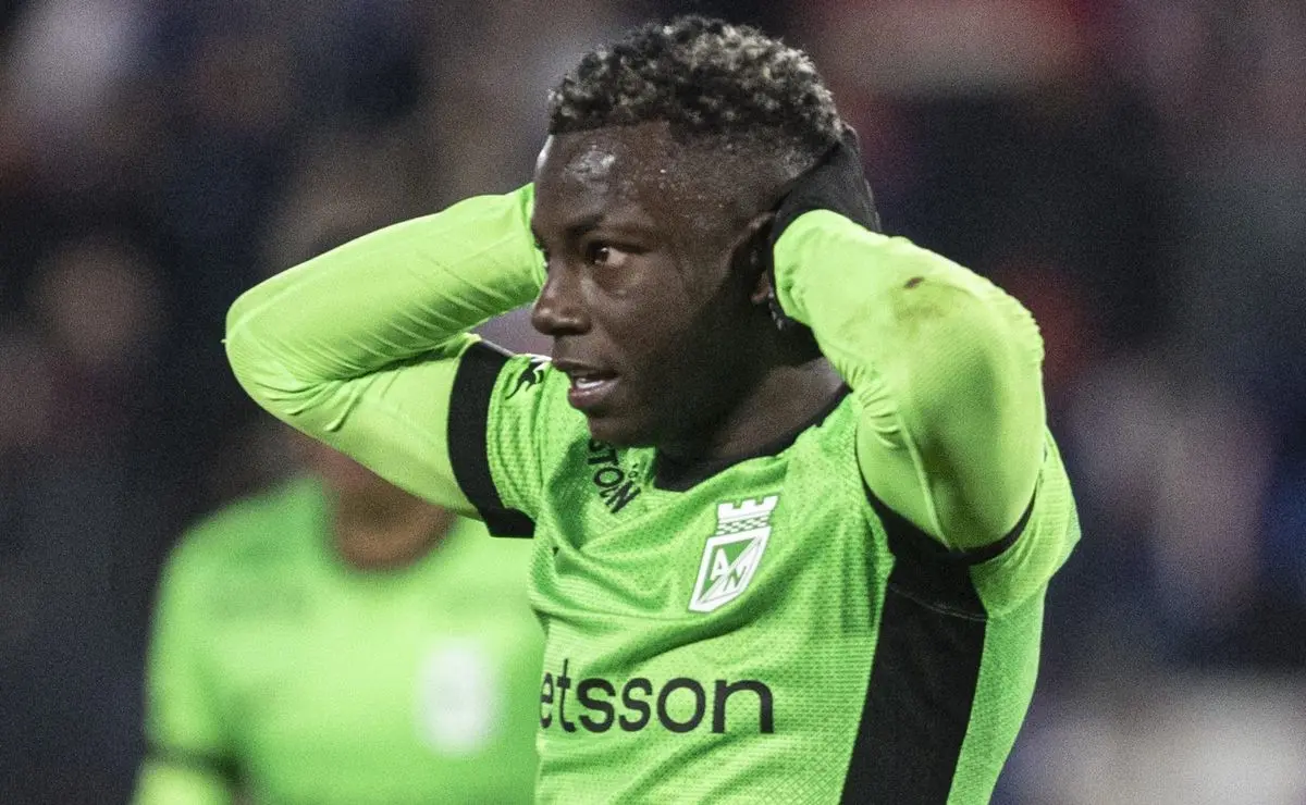 Santos busca, mas encontra obstáculos na contratação de Hinestroza Santos busca, mas encontra obstáculos na contratação de Hinestroza