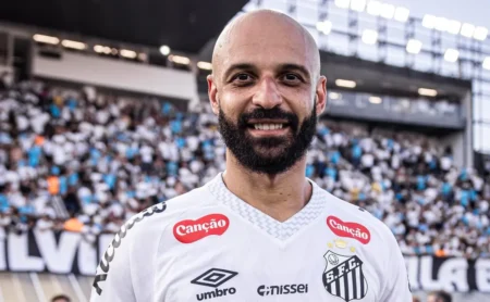 Santos cede Thaciano ao Athletico-PR por empréstimo de um ano Santos cede Thaciano ao Athletico-PR por empréstimo de um ano