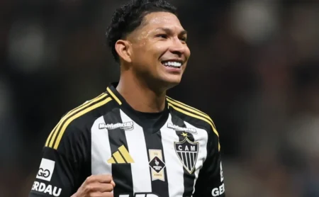 Santos negocia com Rony e busca acordo salarial para o reforço