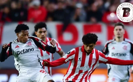 São Paulo define Cristian Medina como reforço para substituir Oscar São Paulo define Cristian Medina como reforço para substituir Oscar