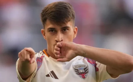 São Paulo demonstra interesse em Gabriel Pirani, do DC United, e recebe oferta por Eduardo, ex-Cruzeiro.