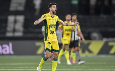 São Paulo encaminha contratação de Jemmes, do Mirassol, após atender pedido do clube interiorano São Paulo encaminha contratação de Jemmes, do Mirassol, após atender pedido do clube interiorano