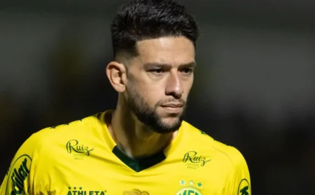 São Paulo mapeia mercado e consulta zagueiros de Mirassol e outros clubes para 2026