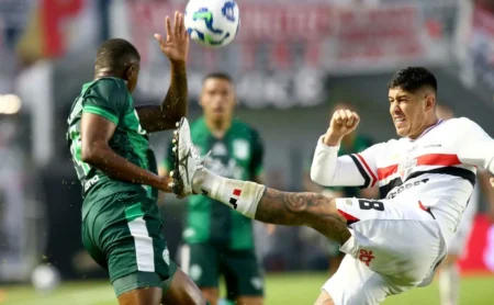 São Paulo se mantém com baixo índice, mas Corinthians registra a pior precisão no Brasileirão São Paulo se mantém com baixo índice, mas Corinthians registra a pior precisão no Brasileirão