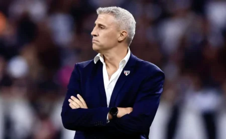 São Paulo terá início de 2026 desafiador com jogos contra Flamengo, Palmeiras, Corinthians e Santos São Paulo terá início de 2026 desafiador com jogos contra Flamengo, Palmeiras, Corinthians e Santos