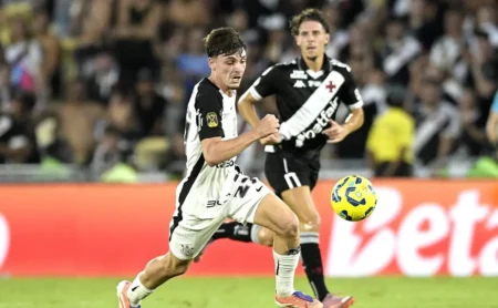 Sporting mira Breno Bidon e prepara oferta milionária, informa jornal