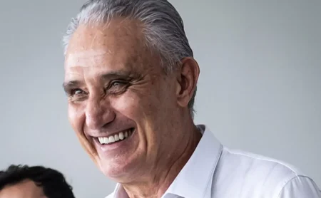 Tite assume o comando no Cruzeiro e define estratégia no mercado da bola