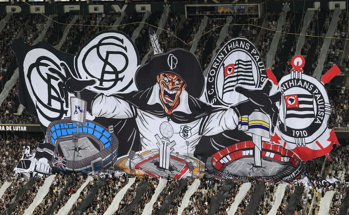 Torcida fiel confia no título da Copa do Brasil e exige entrega do Corinthians no Maracanã