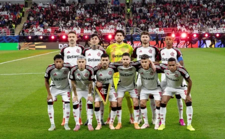 VAR decide em lance polêmico e gol do PSG gera debate na final do Intercontinental VAR decide em lance polêmico e gol do PSG gera debate na final do Intercontinental