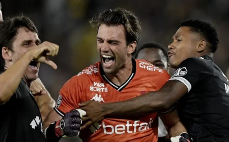 Vasco aposta em estratégia e tem 5 motivos para acreditar na vitória sobre o Corinthians