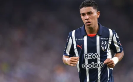 Vasco avança em negociação e encaminha acerto com Johan Rojas, do Monterrey, até 2026 Vasco avança em negociação e encaminha acerto com Johan Rojas, do Monterrey, até 2026