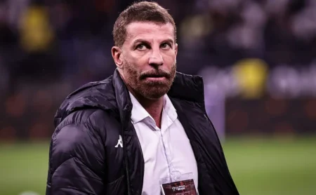 Vasco organiza festa de título da Copa do Brasil antecipadamente, antes do jogo contra o Corinthians, informa portal