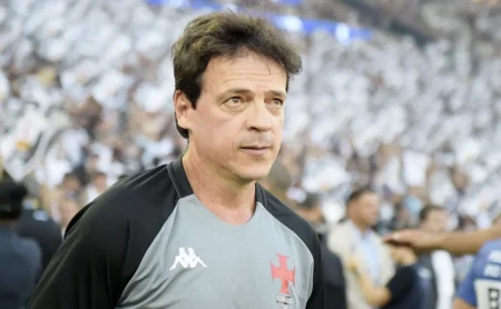 Vasco planeja empréstimo de Pablo, que deixará o clube em 2026 com aval de Fernando Diniz