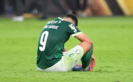 Vitor Roque: "Dor Intensa" no Vice da Libertadores, "Tínhamos Tudo para Conquistar"