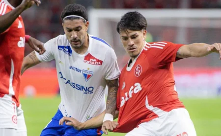 Vojvoda sugere reforços de Fortaleza para o Santos: Mancuso, Moisés e Pochettino Vojvoda sugere reforços de Fortaleza para o Santos: Mancuso, Moisés e Pochettino