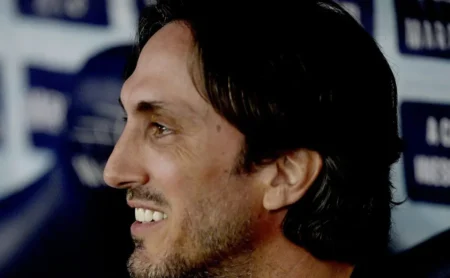 Zubeldía aprova, Fluminense busca titular do Botafogo e Savarino entra na mira tricolor Zubeldía aprova, Fluminense busca titular do Botafogo e Savarino entra na mira tricolor