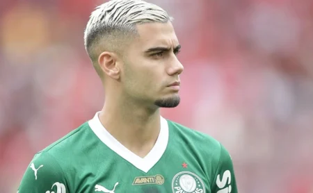 Andreas Pereira avança na recuperação e se aproxima de retorno ao Palmeiras Andreas Pereira avança na recuperação e se aproxima de retorno ao Palmeiras