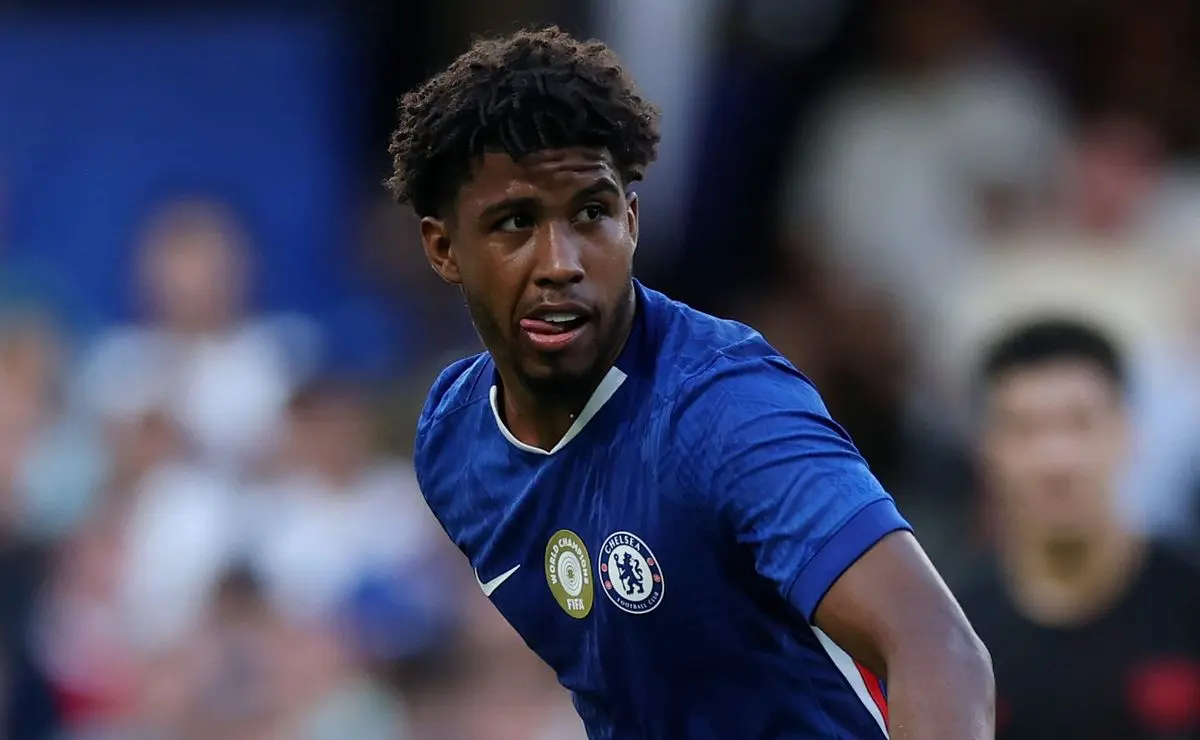 Andrey Santos, revelado pelo Vasco, se destaca em empate do Chelsea com o City e viraliza nas redes sociais Andrey Santos, revelado pelo Vasco, se destaca em empate do Chelsea com o City e viraliza nas redes sociais