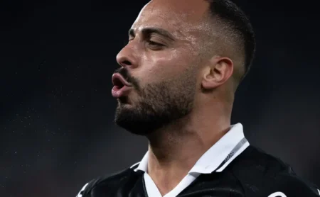 Arthur Cabral: Botafogo aposta alto no atacante para 2026