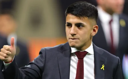 Atlético de Madrid impõe condição e define preço de R$ 188 milhões para venda de Almada ao Palmeiras