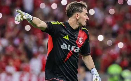 Atuação de Anthony vira assunto na vitória do Internacional contra o Novo Hamburgo: “Sempre isso”