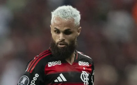 Bastidores da negociação de Michael com o Santos e impasse com o Flamengo são revelados