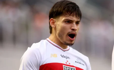 Bobadilla marca, e São Paulo empata com o Palmeiras, mantendo clássico aberto no Paulista Bobadilla marca, e São Paulo empata com o Palmeiras, mantendo clássico aberto no Paulista