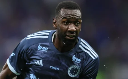 Bolasie, ex-Cruzeiro, na mira da Chapecoense após deixar o clube.