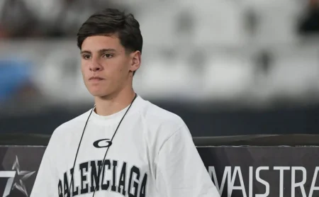 Botafogo é condenado pela Fifa e dívida com Montoro ultrapassa R$ 15 milhões: “Conta não fecha”