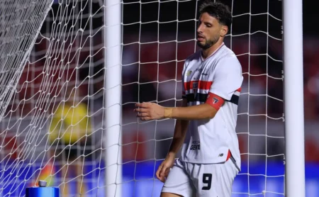 Calleri é reforço do São Paulo no Choque-Rei; Lucas é dúvida no clássico sintético Calleri é reforço do São Paulo no Choque-Rei; Lucas é dúvida no clássico sintético