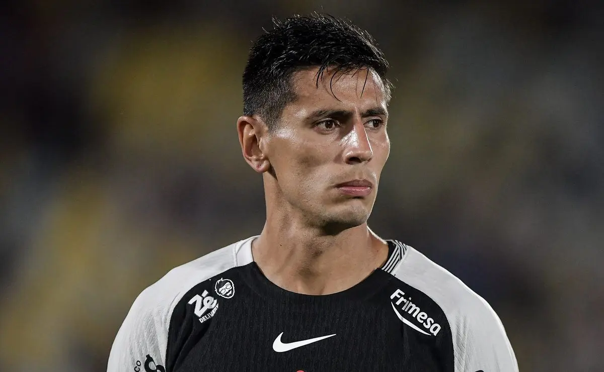 Corinthians pausa renovação com Angileri e reavalia planejamento Corinthians pausa renovação com Angileri e reavalia planejamento