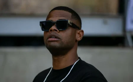 Corinthians avança em negociação para contratar Júnior Santos por empréstimo com opção de compra de R$ 50 milhões