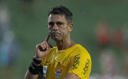 Corinthians busca fim de jejum contra o Velo Clube com Flávio Rodrigues de Souza