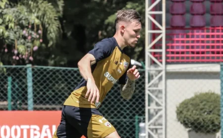 Crespo aprova contrato e São Paulo encaminha renovação com Negrucci por quatro anos Crespo aprova contrato e São Paulo encaminha renovação com Negrucci por quatro anos