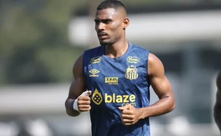 Cruzeiro tenta "chapéu" no Palmeiras e busca Joaquim com oferta milionária