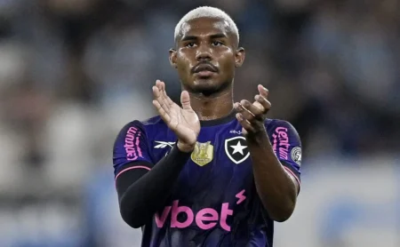 Cuiabano é o 5º reforço do Corinthians, sem empréstimo do Nottingham Forest.