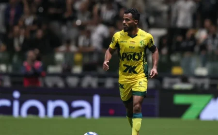 Danielzinho nega influência de Reinaldo e revela bastidores de sua ida ao São Paulo