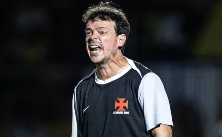 Diniz explica postura enérgica com Nuno e rebate críticas: “Não adianta criar tumulto”